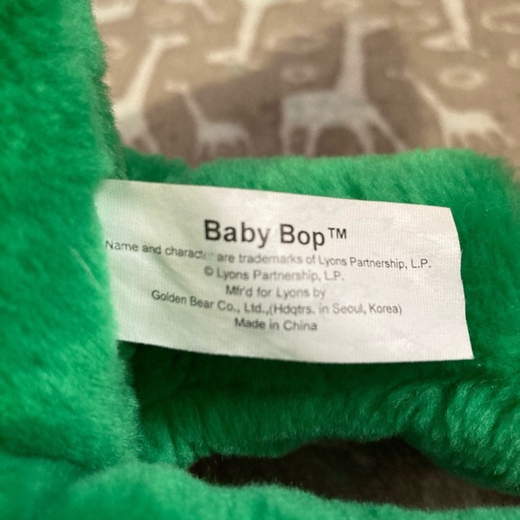 BARNEY THE DINOSAUR BABY BOP PRINCESS PLUSH WITH PURSE 1996 RARE!! - Picture 5 of 6